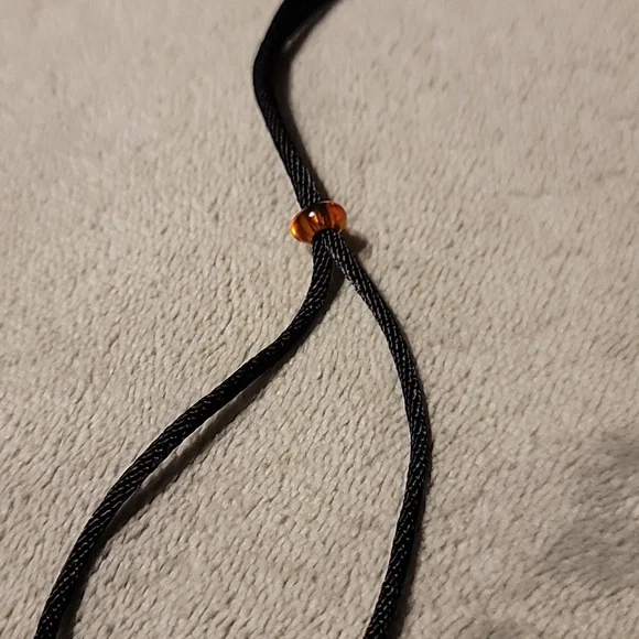 Vein Stone Ox Horn~Inner Mongolia Gobi Banded Eye Agate Curve Necklace Pendant - Picture 8 of 9